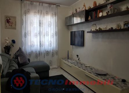 Appartamento Front foto 5
