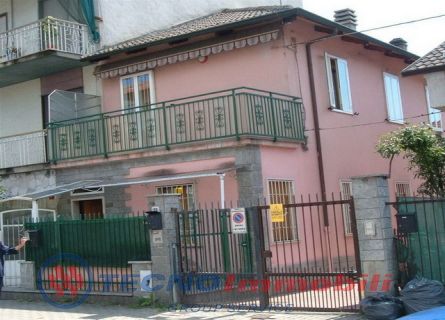 Casa semi-indipendente San Mauro Torinese foto 1