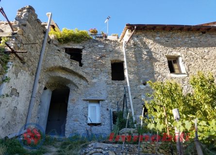 Rustico - Cascina BALESTRINO vendita  Balestrino Via Cuneo ,6 Tecnoimmobili Group Service