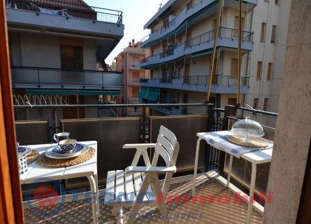Appartamento LOANO vendita  Loano Piazza Antonio da Noli  ,2 Tecnoimmobili Group Service