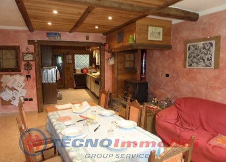 Casa semi-indipendente Frazione Gros Breil , Chatillon - TecnoimmobiliGroup