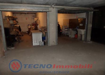 Magazzino Via Parigi , Aosta - TecnoimmobiliGroup