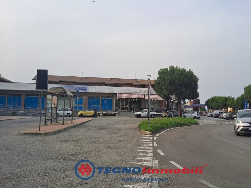 Locale commerciale Via Lombardore, Leini - TecnoimmobiliGroup