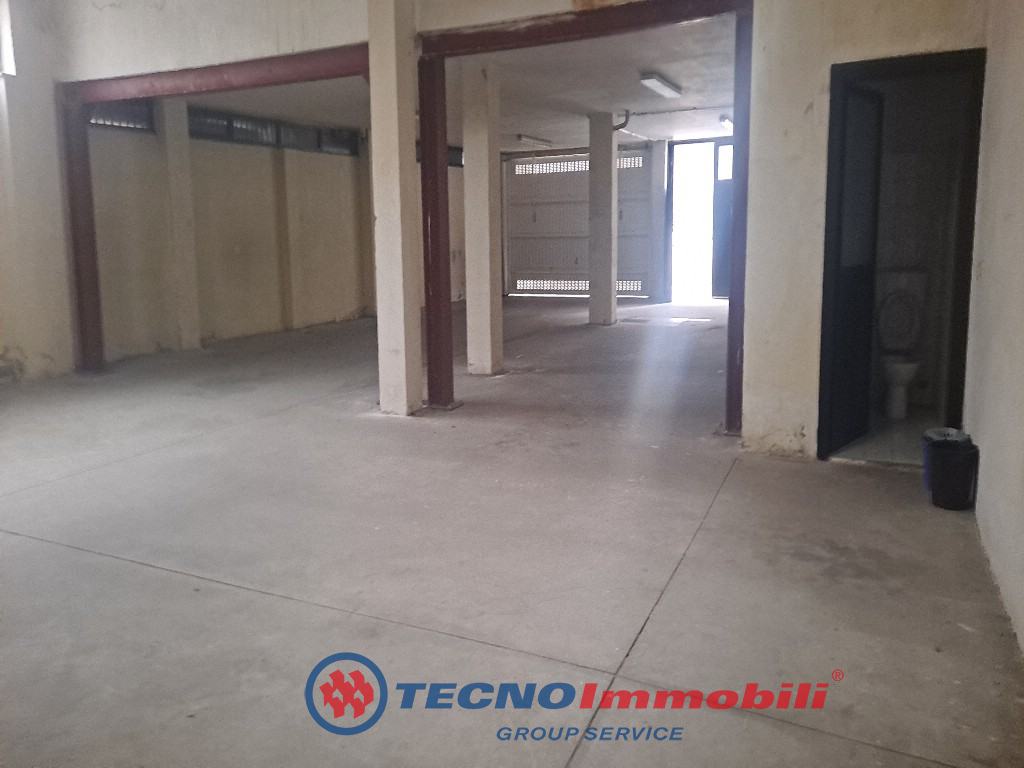 Magazzino Via Alessandro Volta, Settimo Torinese - TecnoimmobiliGroup