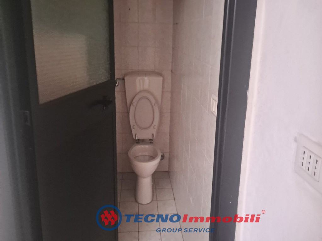 Magazzino Via Alessandro Volta, Settimo Torinese - TecnoimmobiliGroup