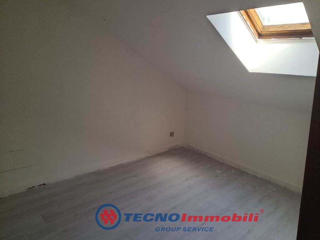 Mansarda Via Alessandro Volta, Settimo Torinese - TecnoimmobiliGroup