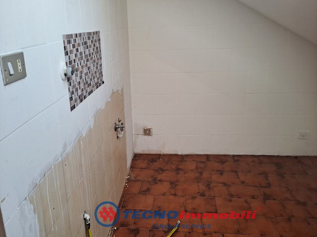 Mansarda Via Alessandro Volta, Settimo Torinese - TecnoimmobiliGroup