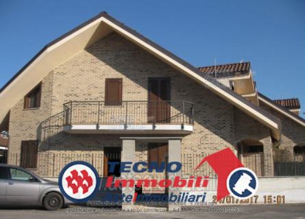 Villetta a schiera Via Dei Pini, Borgaro Torinese - TecnoimmobiliGroup