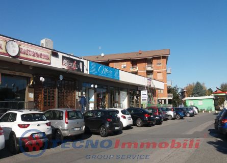 Locale commerciale via lombardore, Leini - TecnoimmobiliGroup