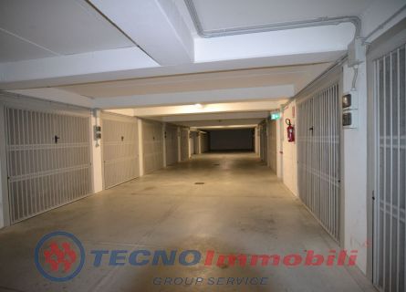 Garage/Box auto Via Enrico Toti, Loano - TecnoimmobiliGroup