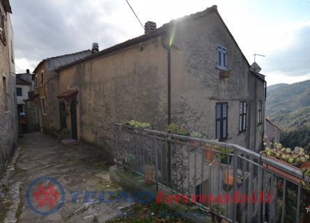 Rustico/Casale Via Campei, Vezzi Portio - TecnoimmobiliGroup