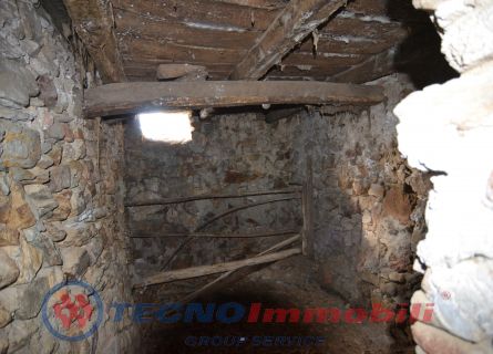 Rustico/Casale Via Campei, Vezzi Portio - TecnoimmobiliGroup