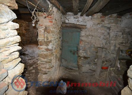Rustico/Casale Via Campei, Vezzi Portio - TecnoimmobiliGroup