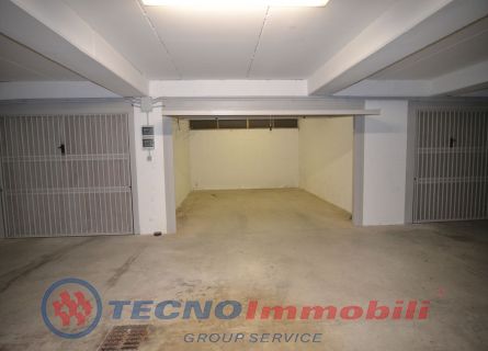 Garage/Box auto Via Enrico Toti, Loano - TecnoimmobiliGroup