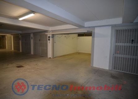 Garage/Box auto Via Enrico Toti, Loano - TecnoimmobiliGroup